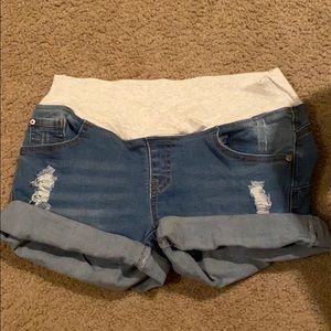 Maternity Jean Short